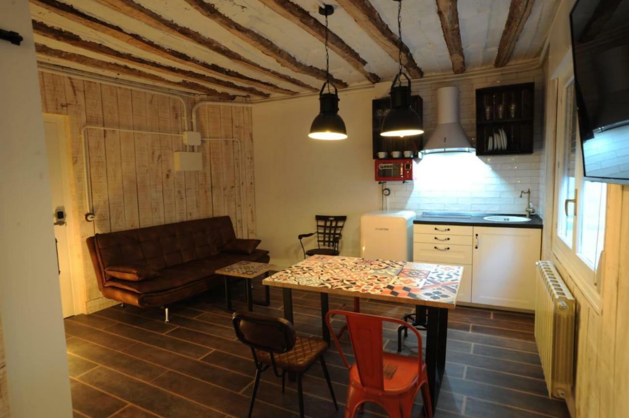 Lombera Apartamentos Arnedillo Kültér fotó